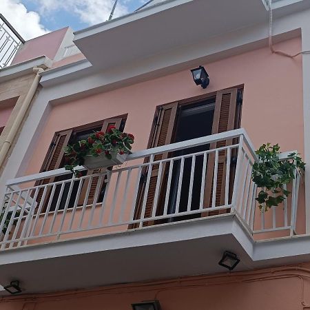 Lefterakis Place Aegina Ngoại thất bức ảnh